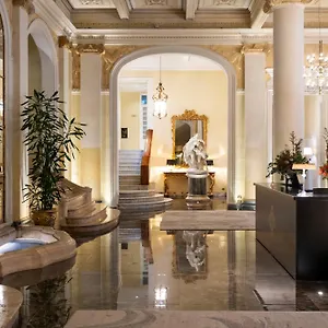Hotel Grand Et Des Palmes